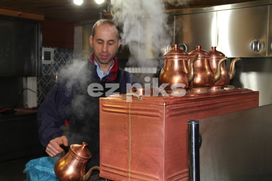  Traditional Turkish tea 