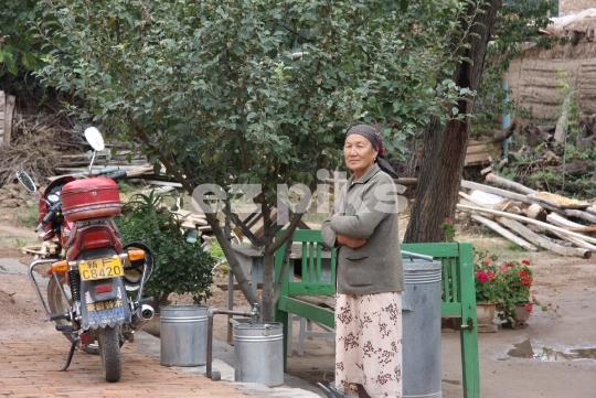 A Uighur woman 