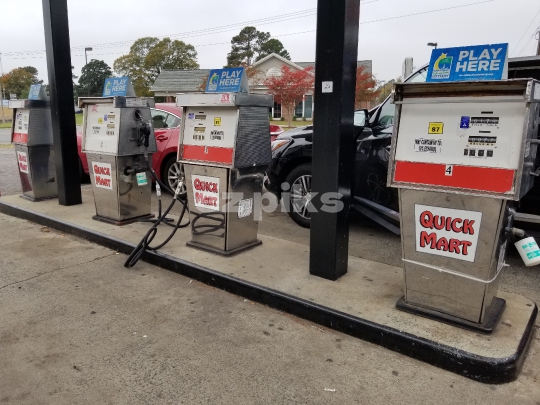 Analog gas pumps