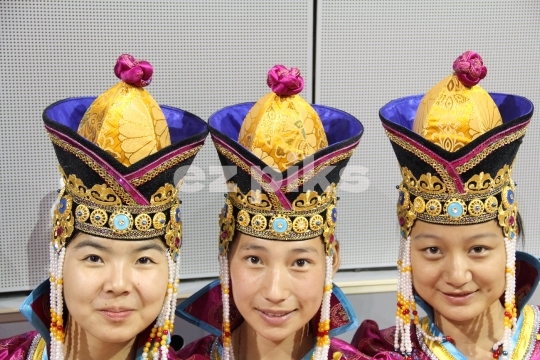 Chinese Performing Ladies in Xinjiang 