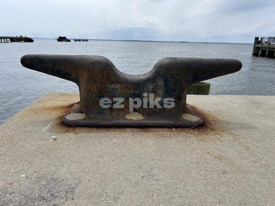 Dock Cleat