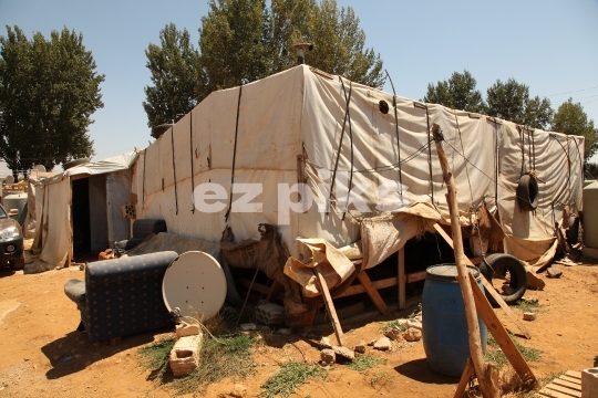 Inside a Qibb Ilyas refugee camp 