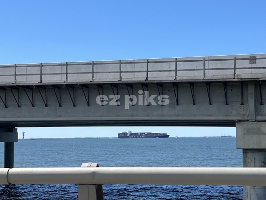 Sea Bridge 